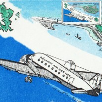 Samolot i Mapa Wysp Majotta...
