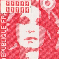 Marianne Dwóchsetlecie...